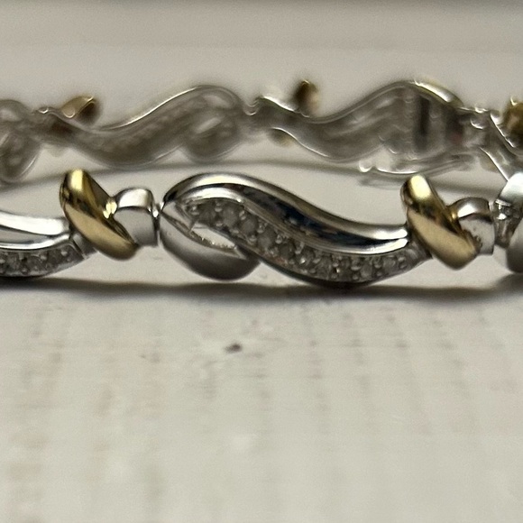 Elegant 1.00 Natural Diamond Wave Women's Bracelet - Picture 6 of 8